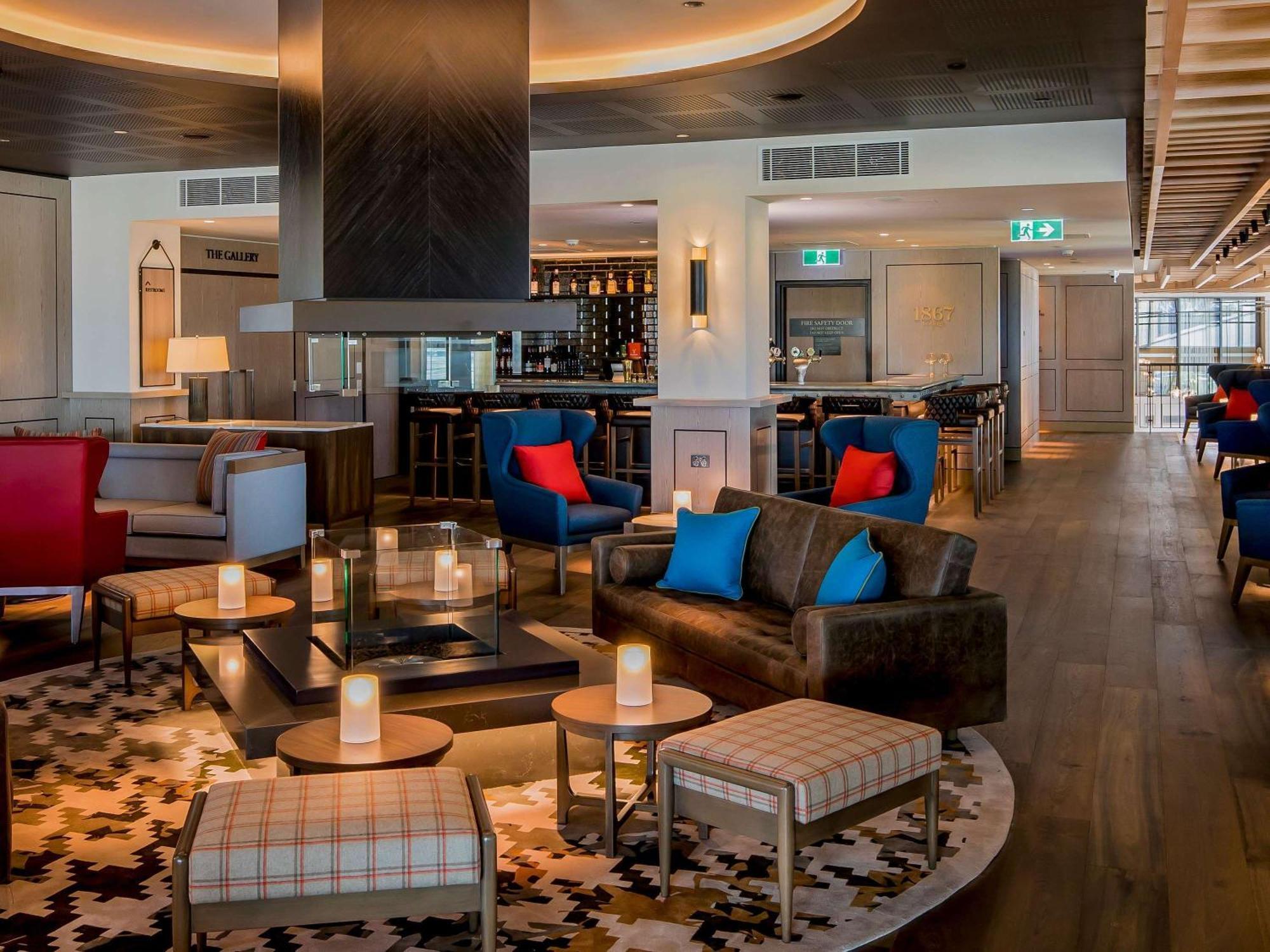The William Inglis Mgallery Уорик-Фарм Экстерьер фото The lounge at the hotel